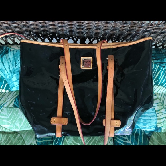 Dooney & Bourke Glossy Tote Bag - Picture 2 of 7